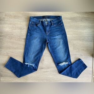 J Brand Mid Rise Alta Denim Distressed Woman’s Jeans